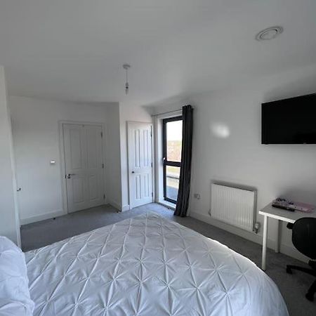 Canterbury Penthouse: Huge 2 Bed Ensuite + Balcony Exterior foto